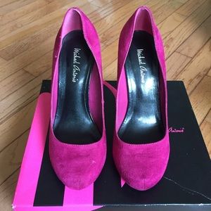 Michael Antonio Pink Pumps
